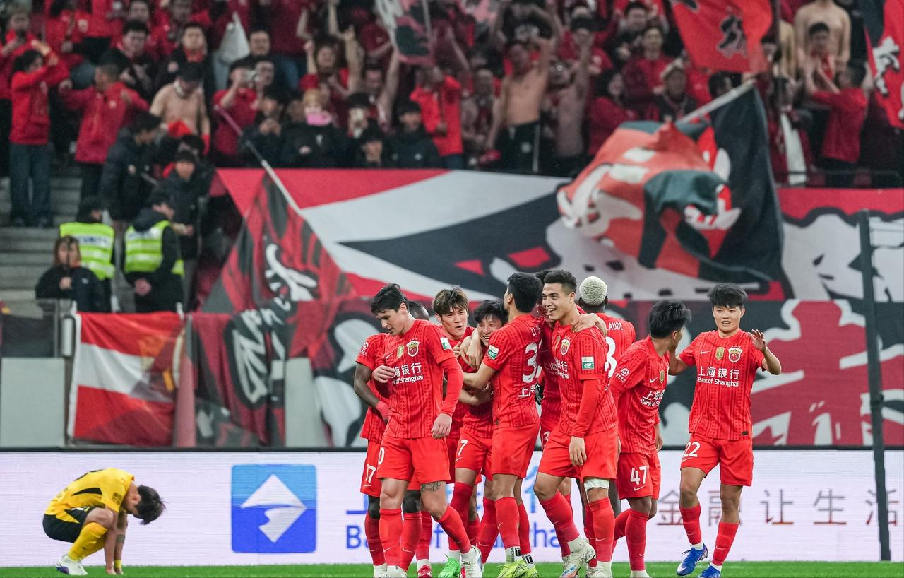 世界杯对阵安排-中超历史第4！场均超3万，泰山主场45069人居首，3场破4万